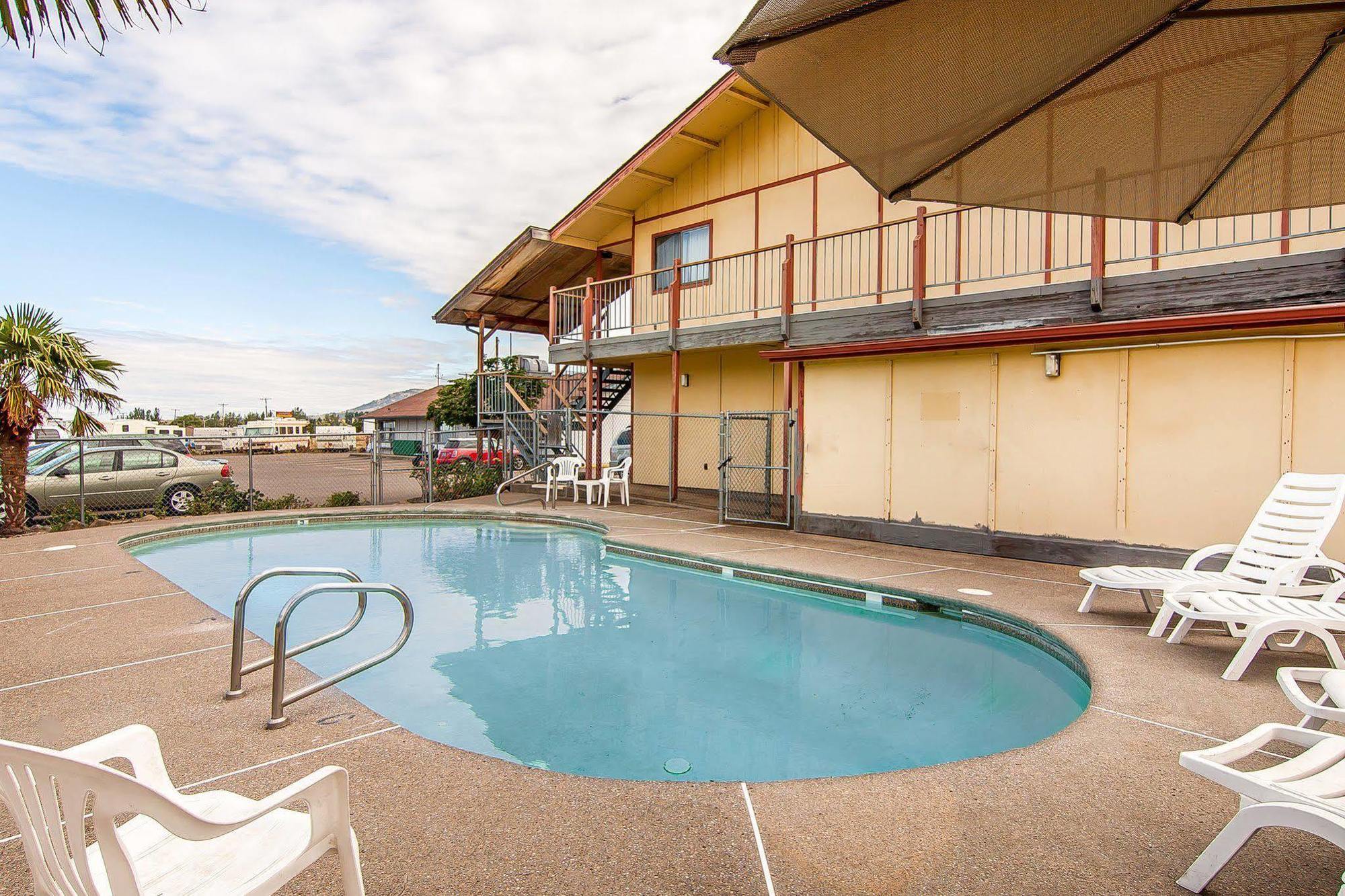 Econo Lodge Ashland Luaran gambar